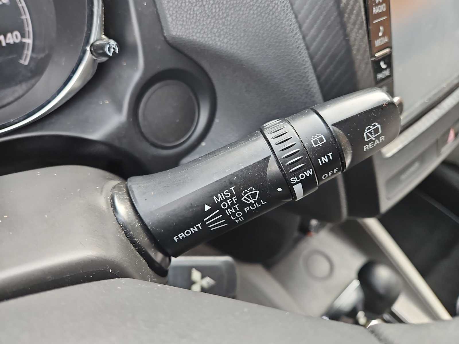 Thumbnail: 2019 Mitsubishi Outlander Sport - 25