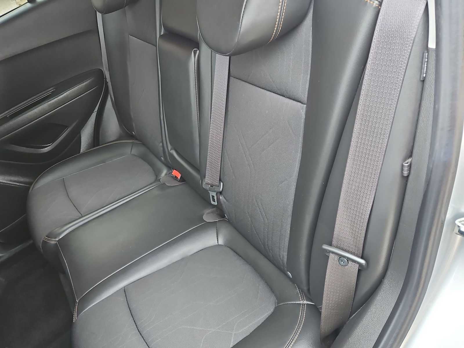 Thumbnail: 2017 Chevrolet Trax - 19