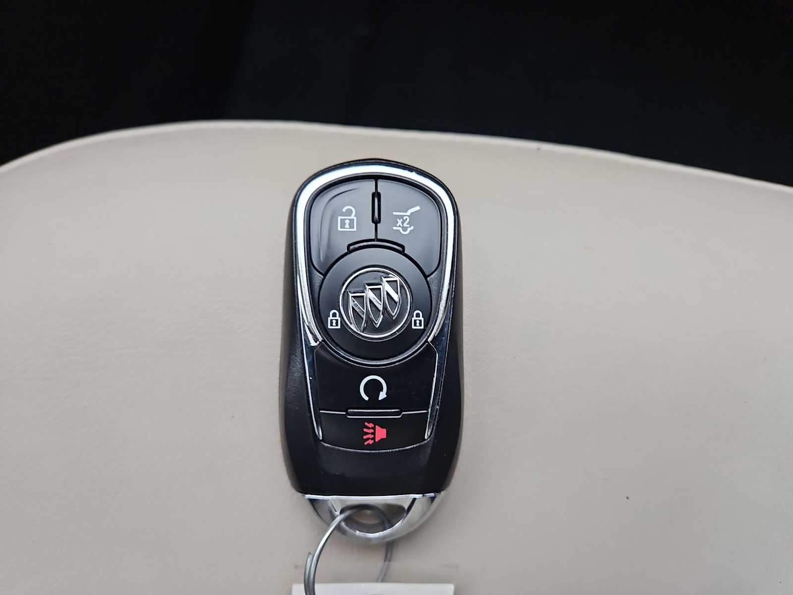 Thumbnail: 2016 Buick Envision - 37