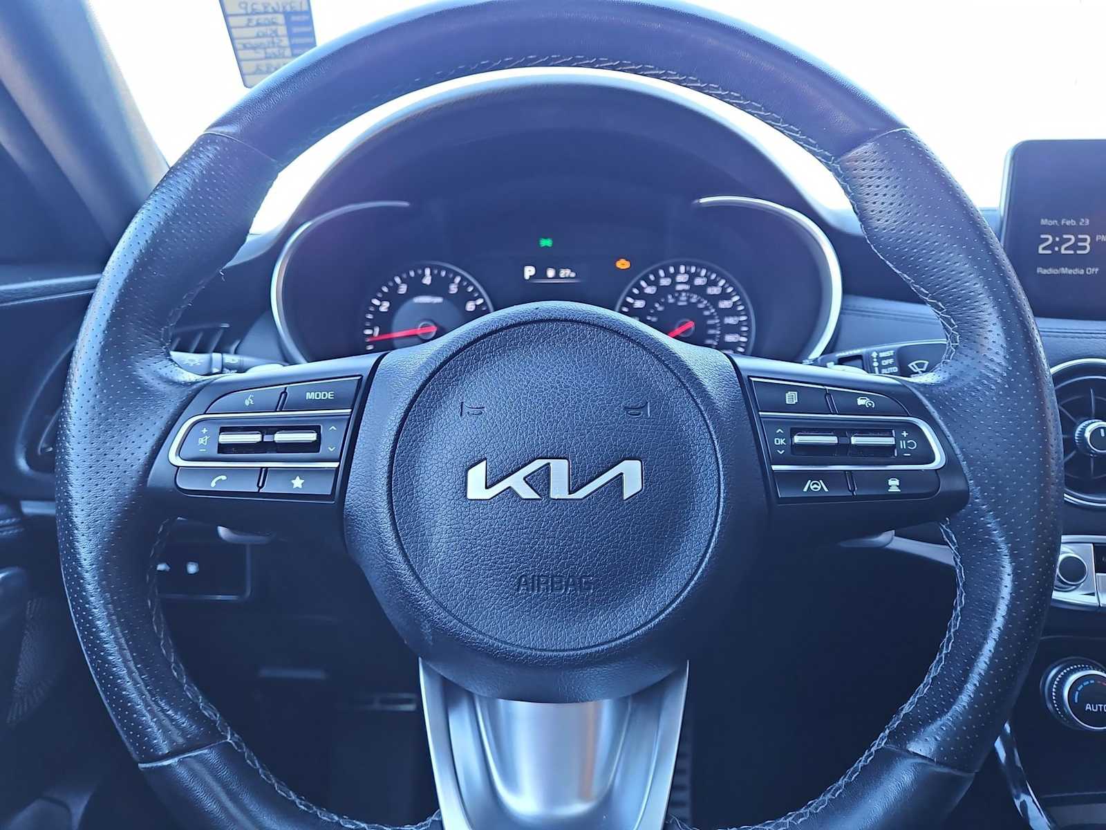 Thumbnail: 2023 Kia Stinger - 24