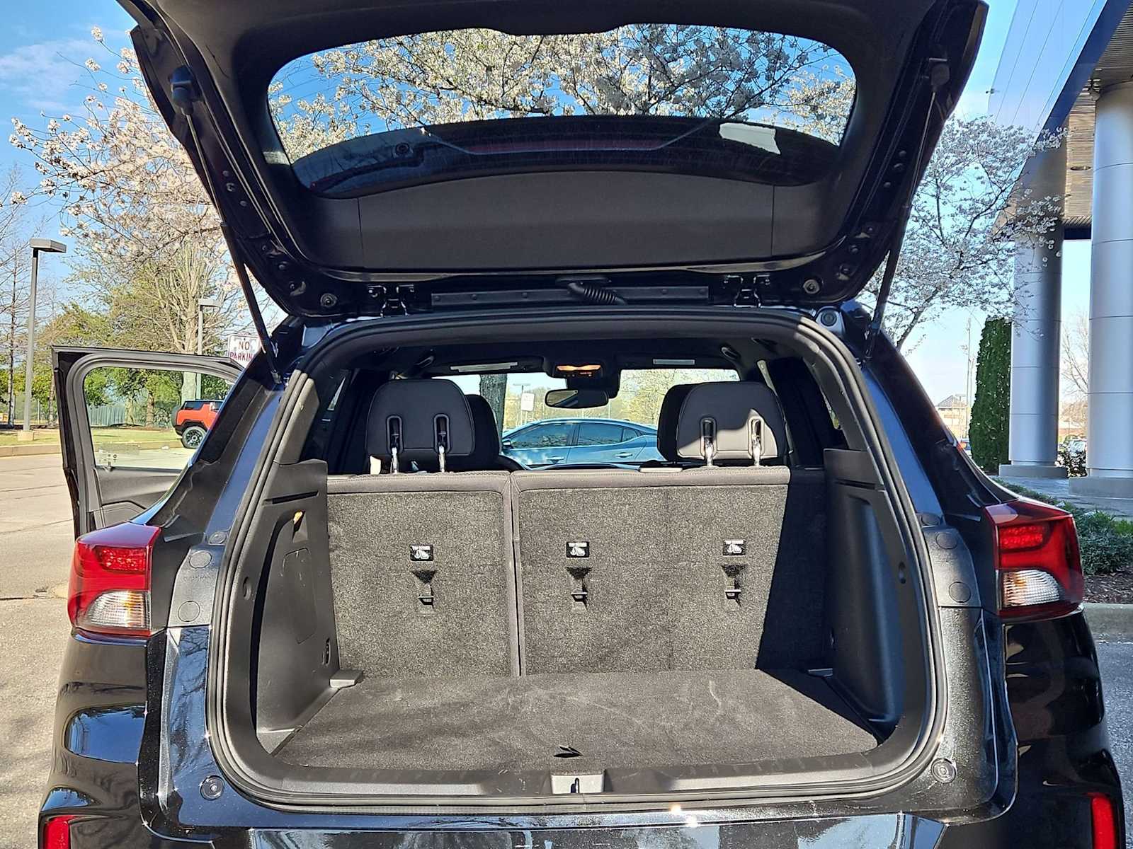 Thumbnail: 2023 Chevrolet TrailBlazer - 33