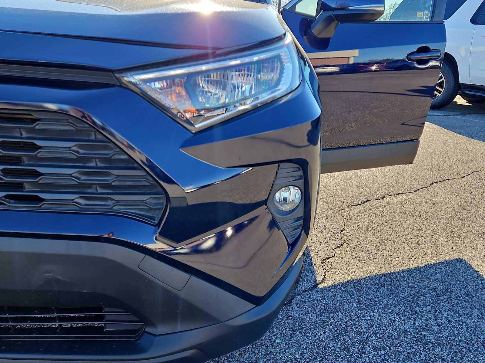 Thumbnail: 2019 Toyota RAV4 - 11