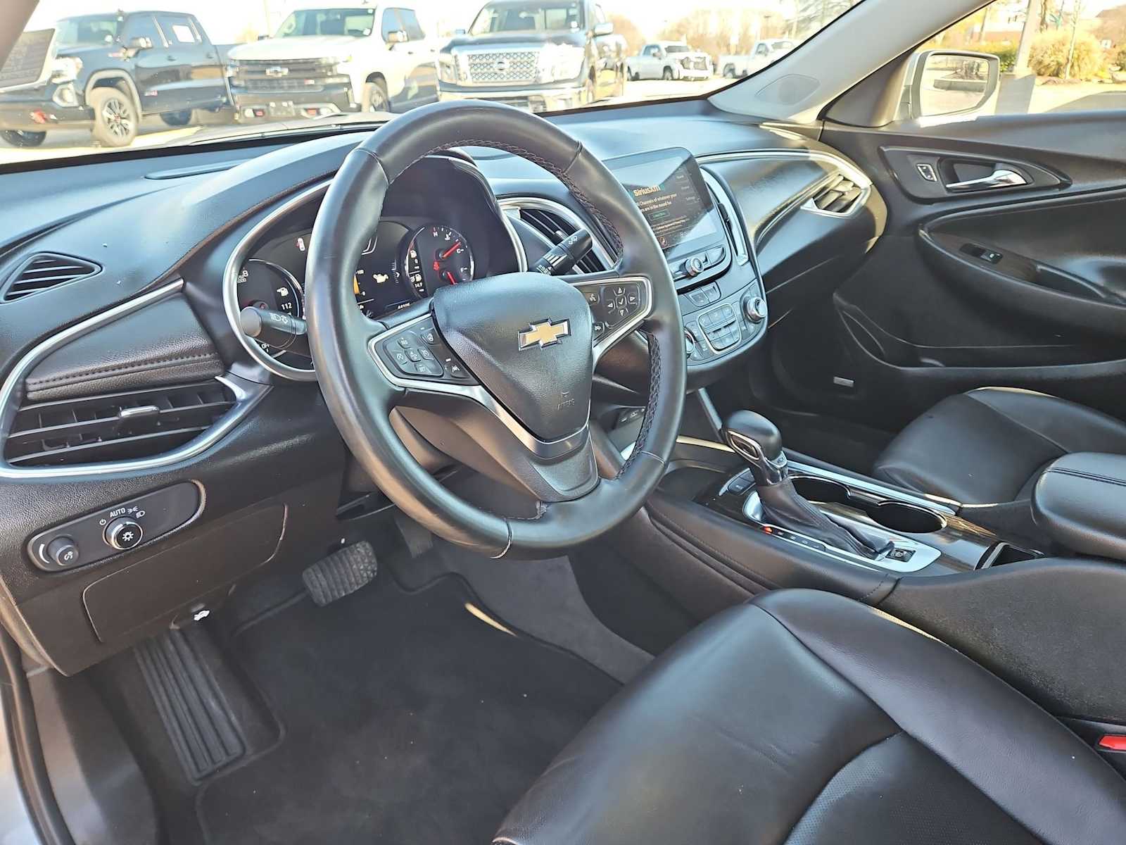 Thumbnail: 2024 Chevrolet Malibu - 10