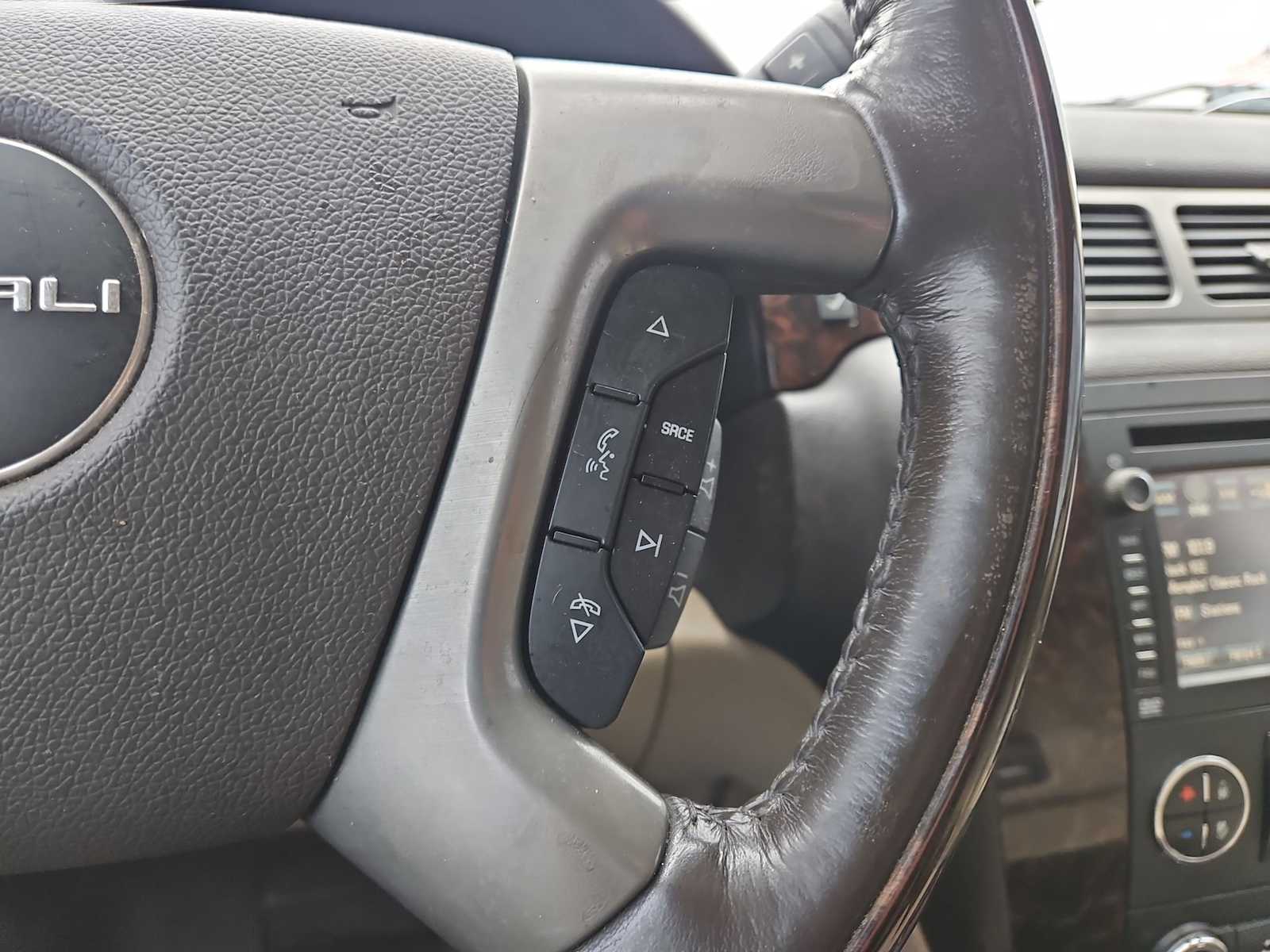 Thumbnail: 2013 GMC Yukon XL - 26