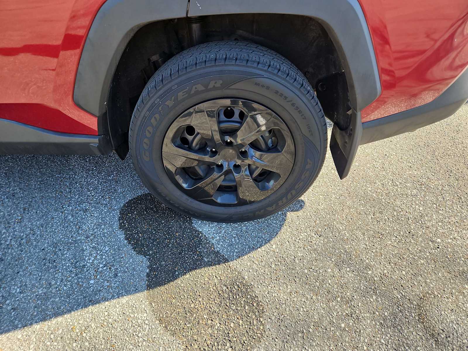 Thumbnail: 2021 Toyota RAV4 - 14