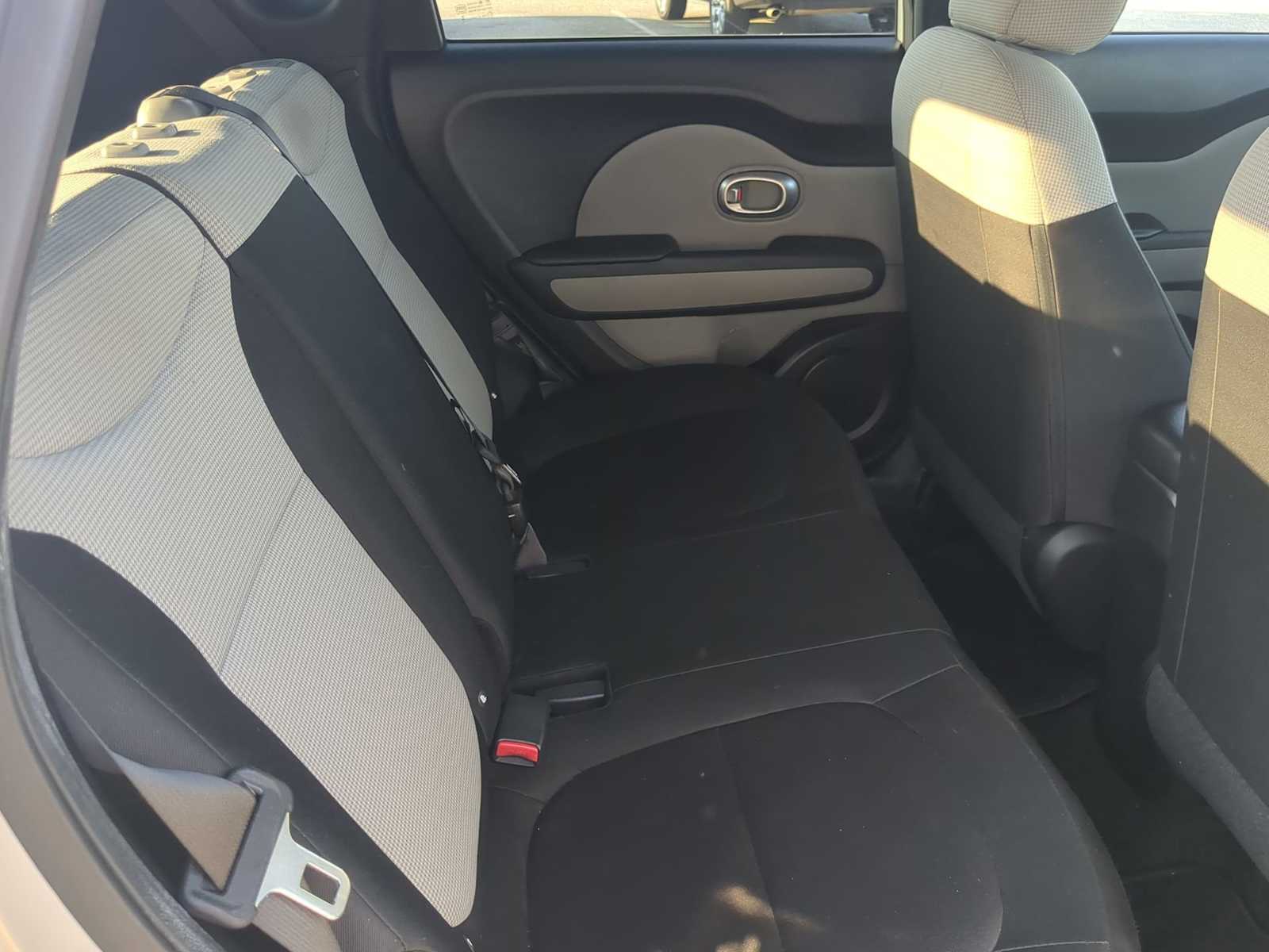 Thumbnail: 2016 Kia Soul - 19