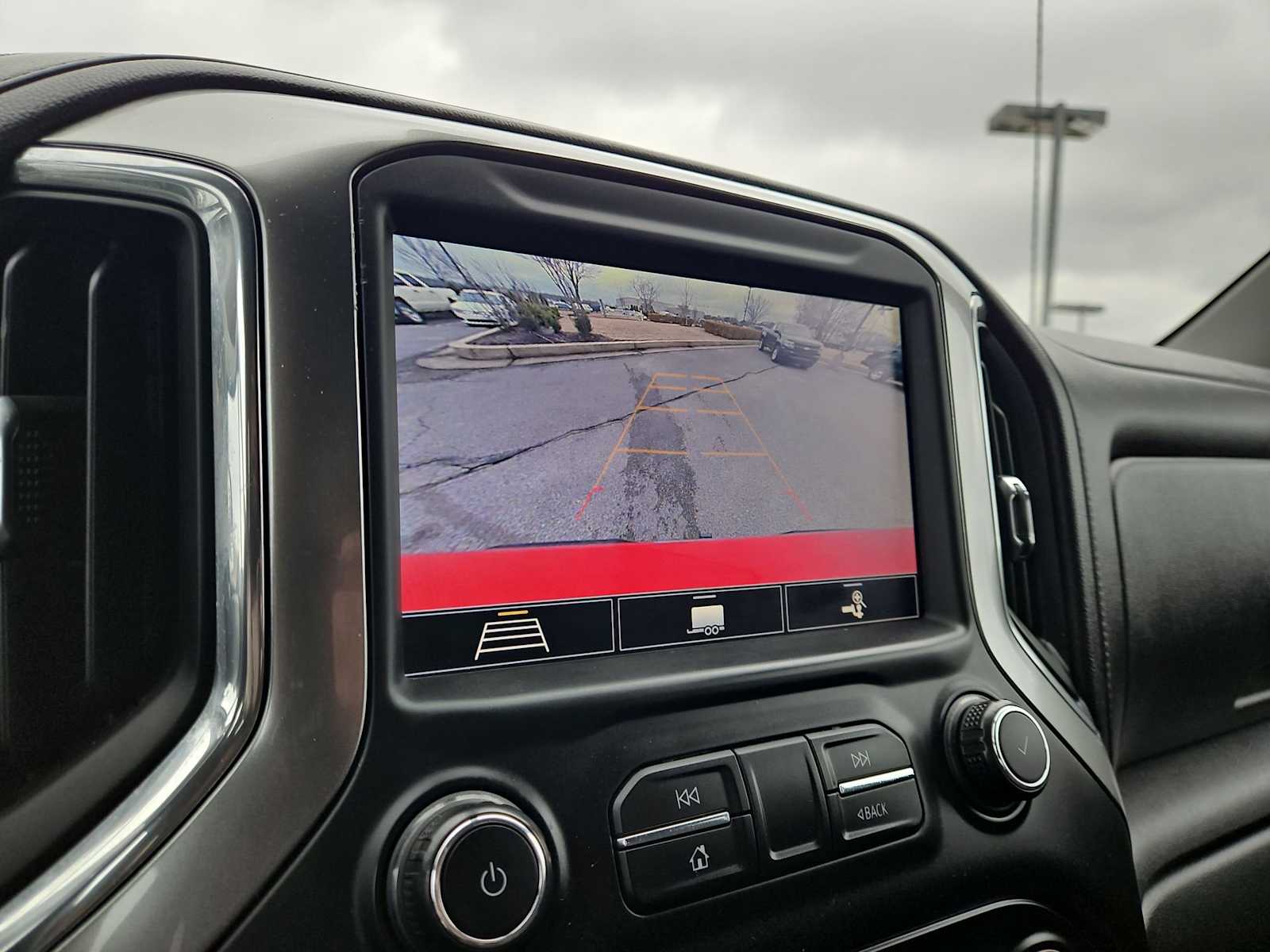 Thumbnail: 2020 Chevrolet Silverado 1500 - 28