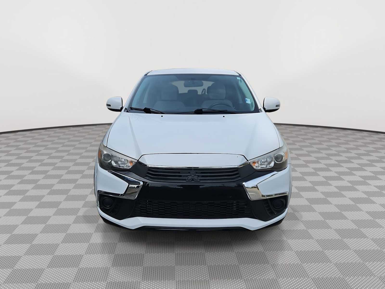 Thumbnail: 2019 Mitsubishi Outlander Sport - 3