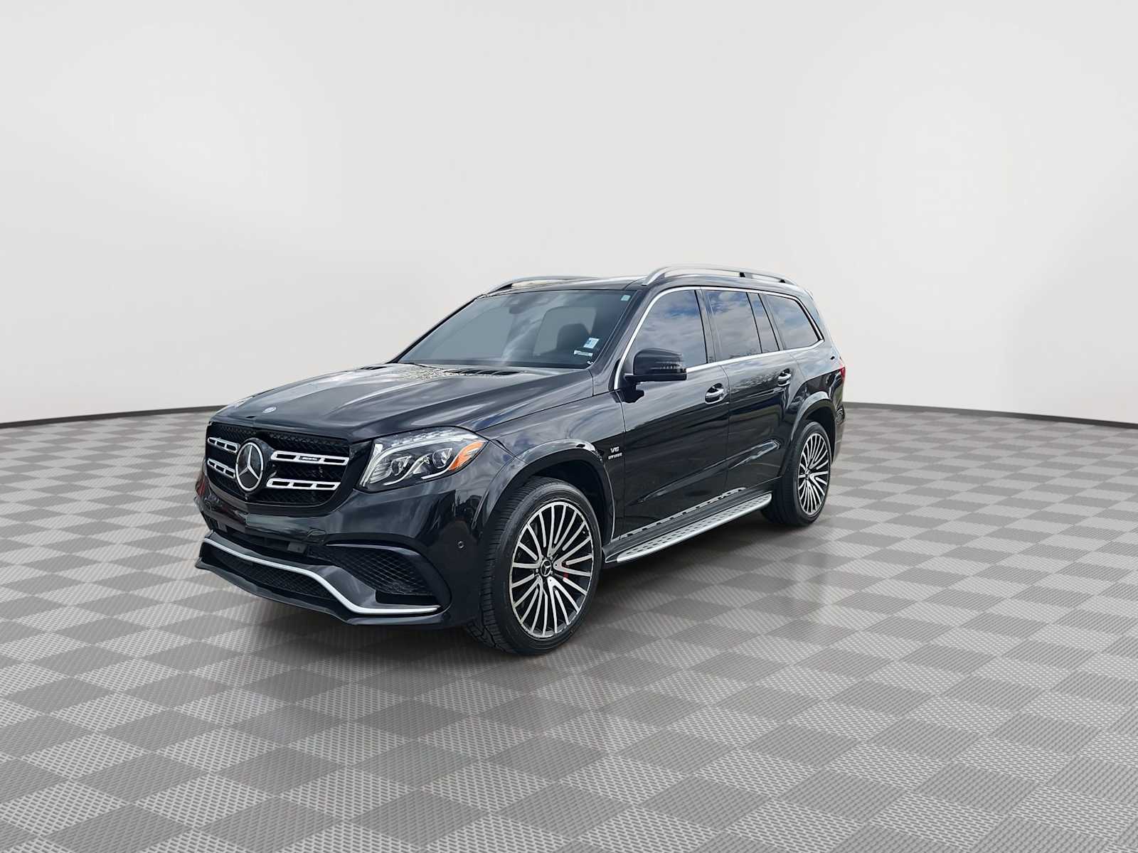 Thumbnail: 2017 Mercedes-Benz GL-Class - 4