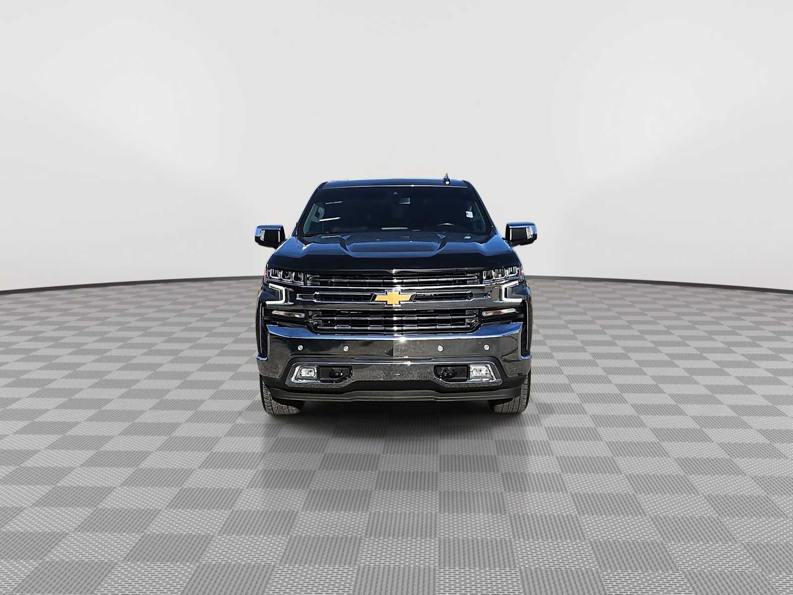 Thumbnail: 2022 Chevrolet Silverado 1500 - 3