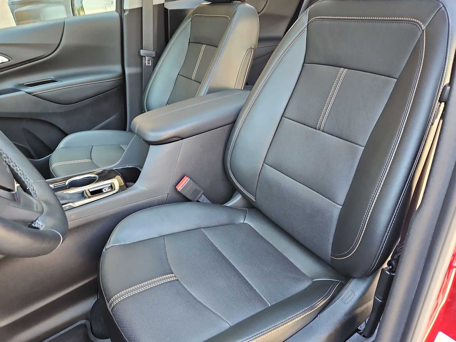 Thumbnail: 2023 Chevrolet Equinox - 17