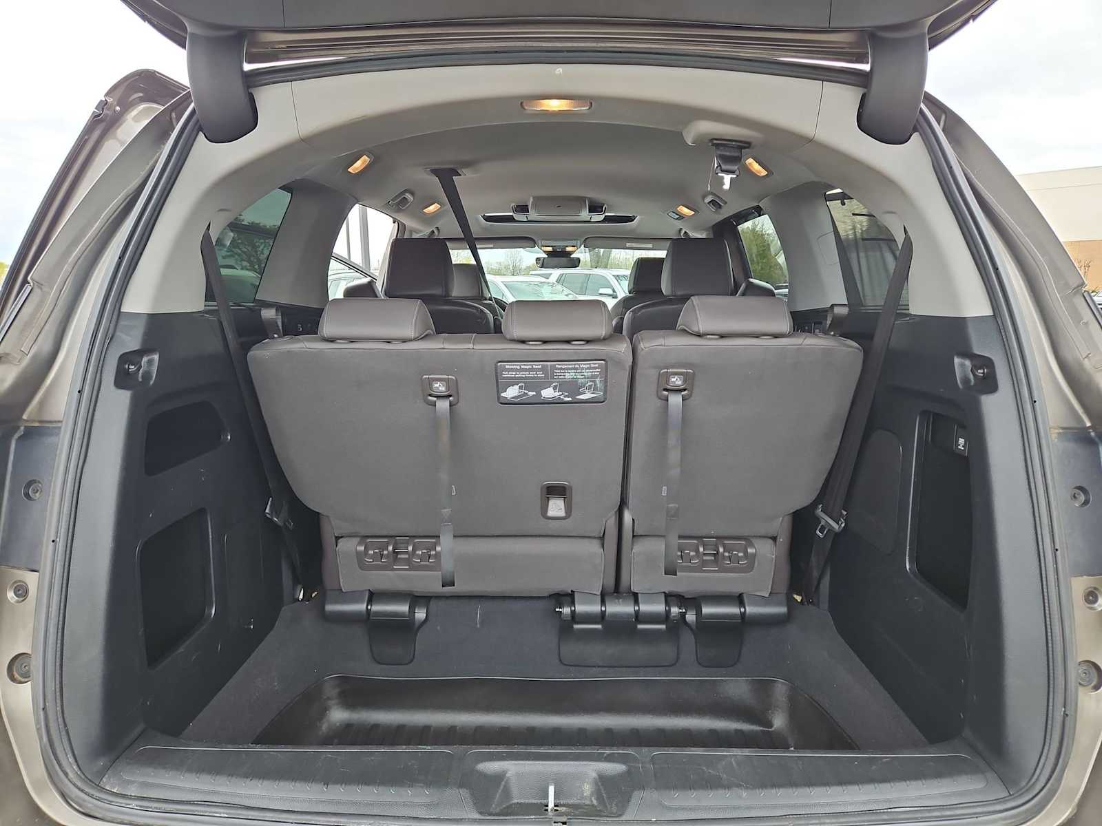 Thumbnail: 2022 Honda Odyssey - 36