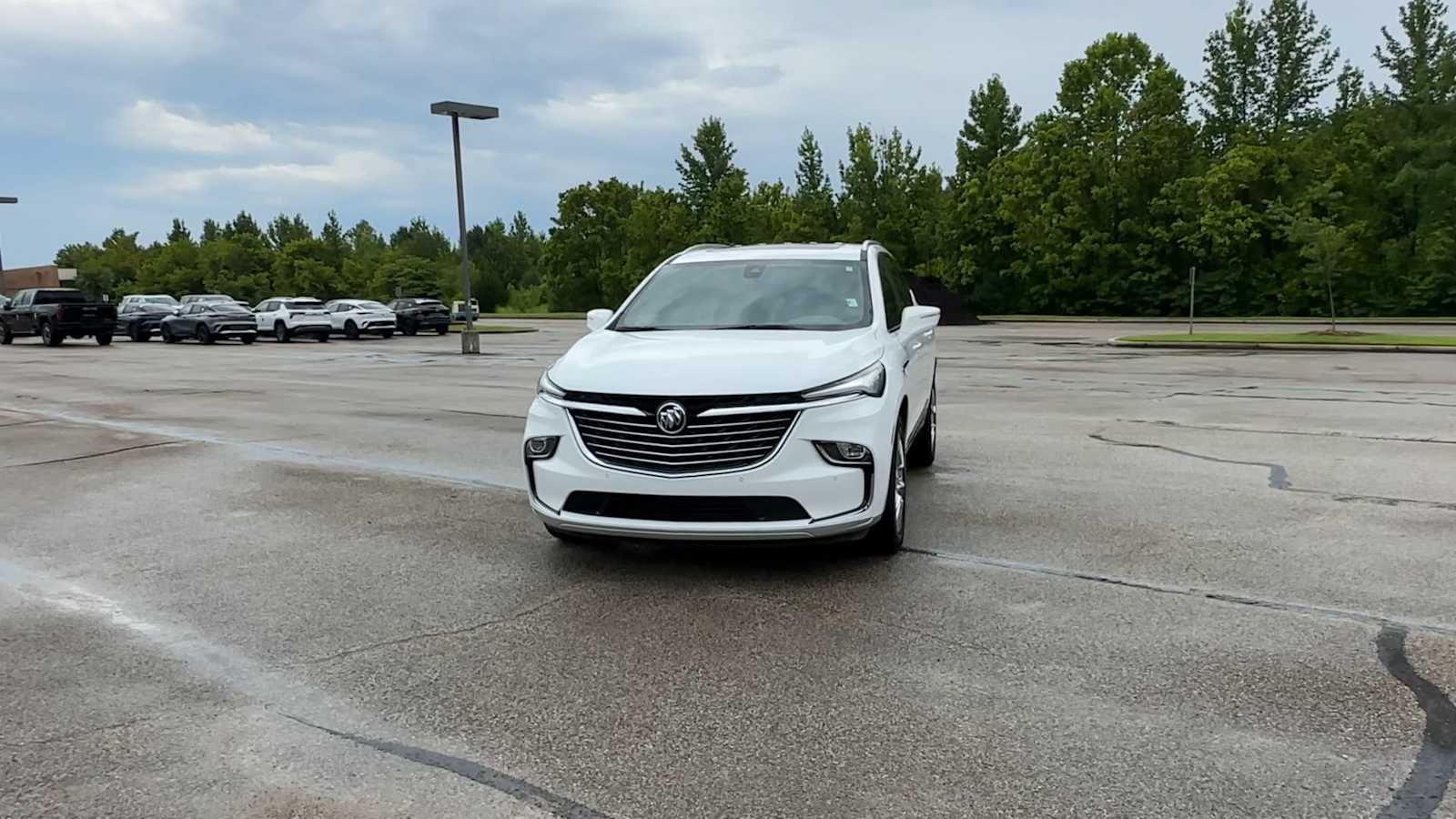 Thumbnail: 2022 Buick Enclave - 3