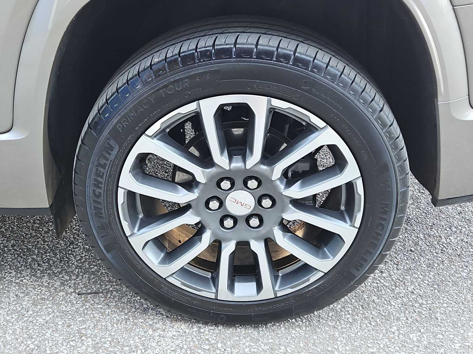 Thumbnail: 2022 GMC Acadia - 13