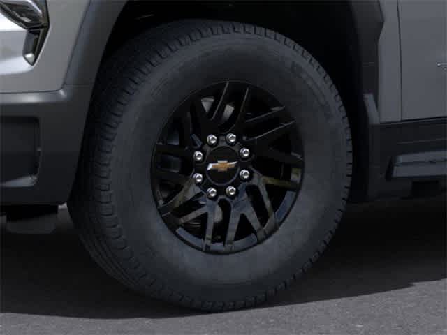 Thumbnail: 2025 Chevrolet Silverado EV - 9