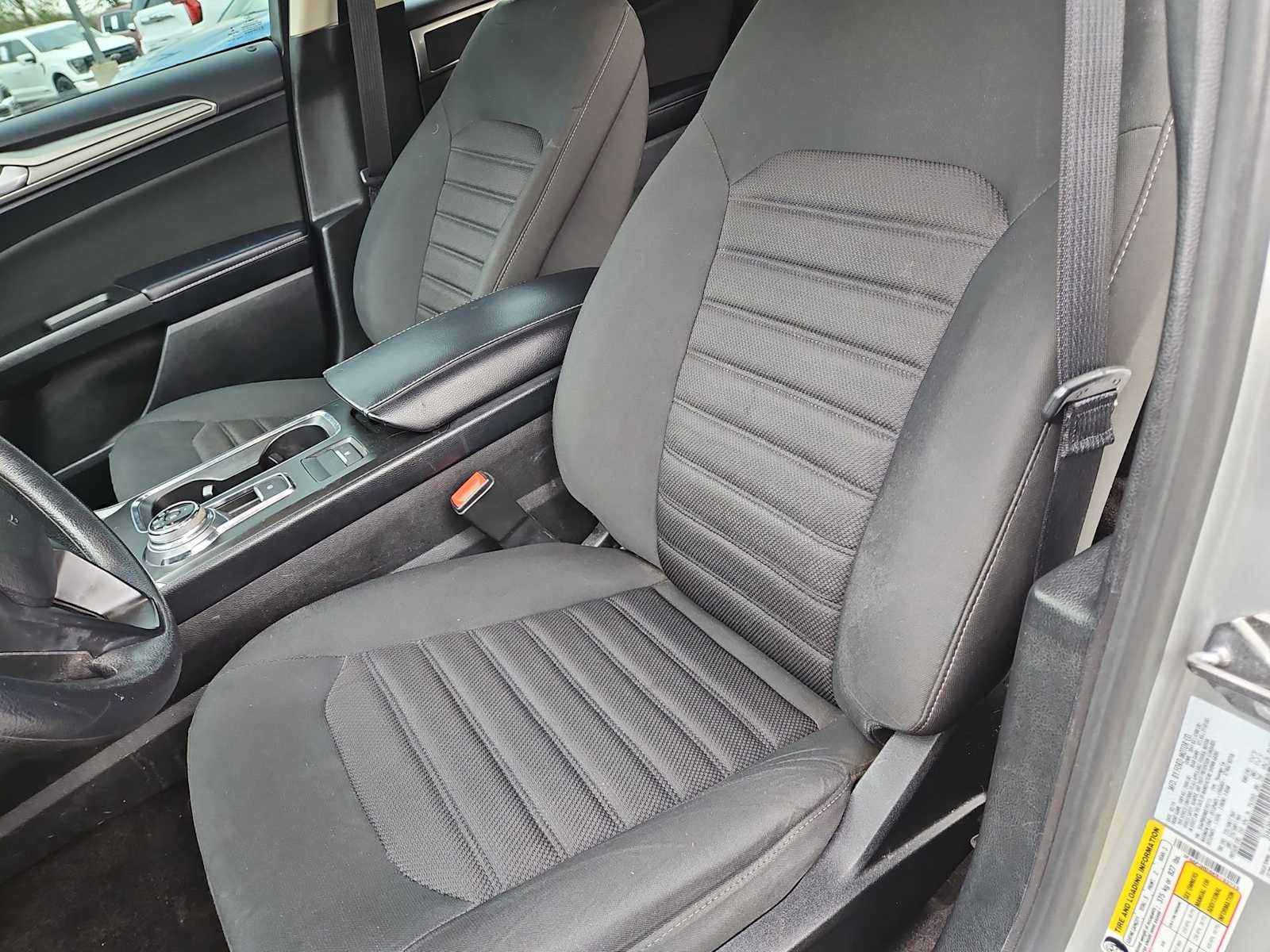 Thumbnail: 2019 Ford Fusion - 16