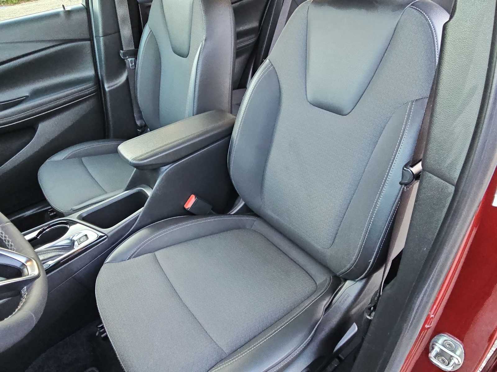 Thumbnail: 2023 Buick Encore GX - 17