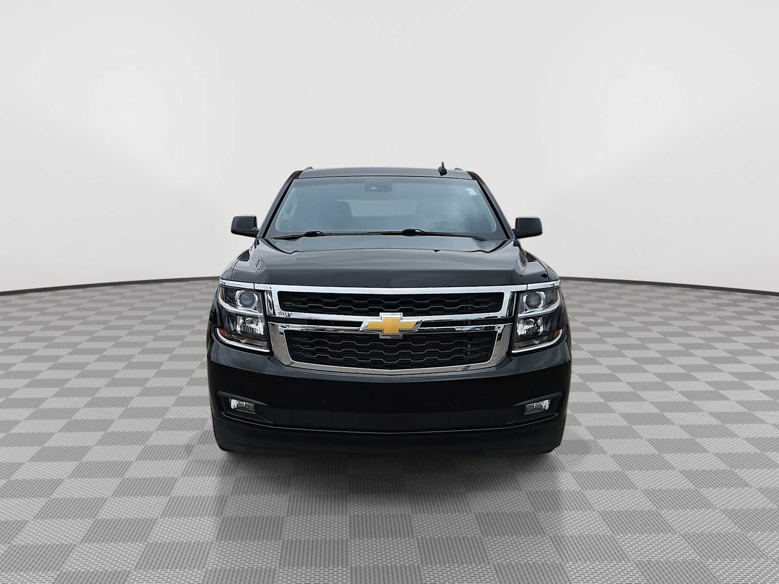 Thumbnail: 2016 Chevrolet Tahoe - 3