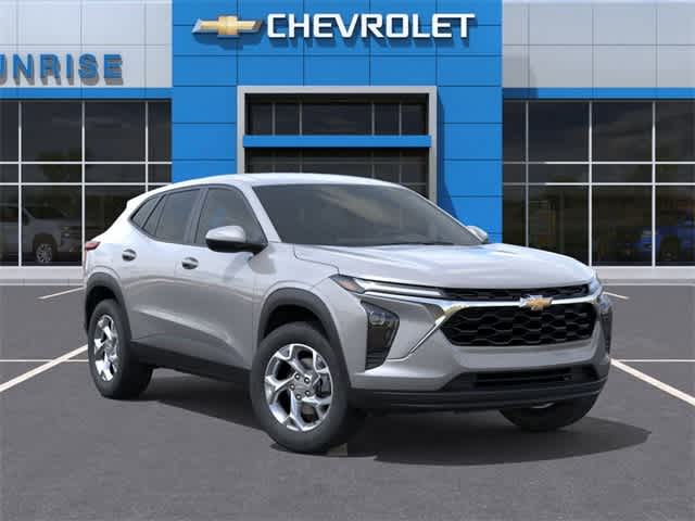 Thumbnail: 2026 Chevrolet Trax - 8
