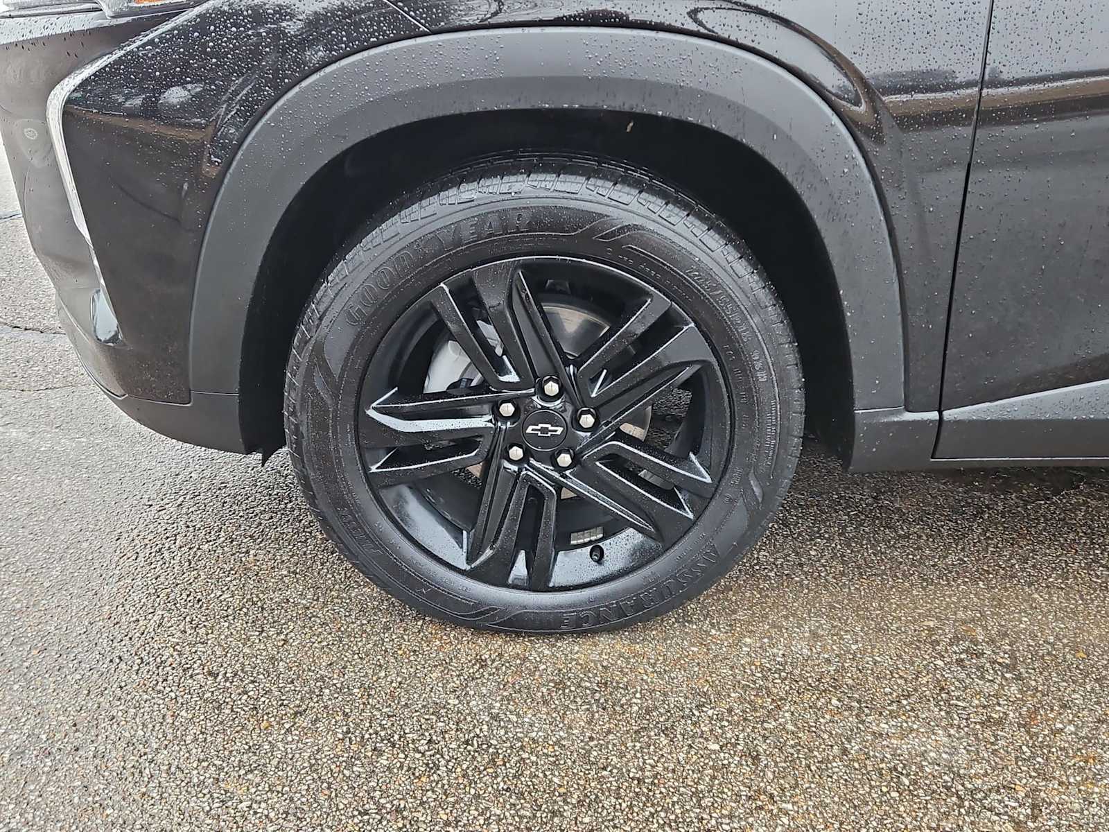 Thumbnail: 2024 Chevrolet Trax - 14