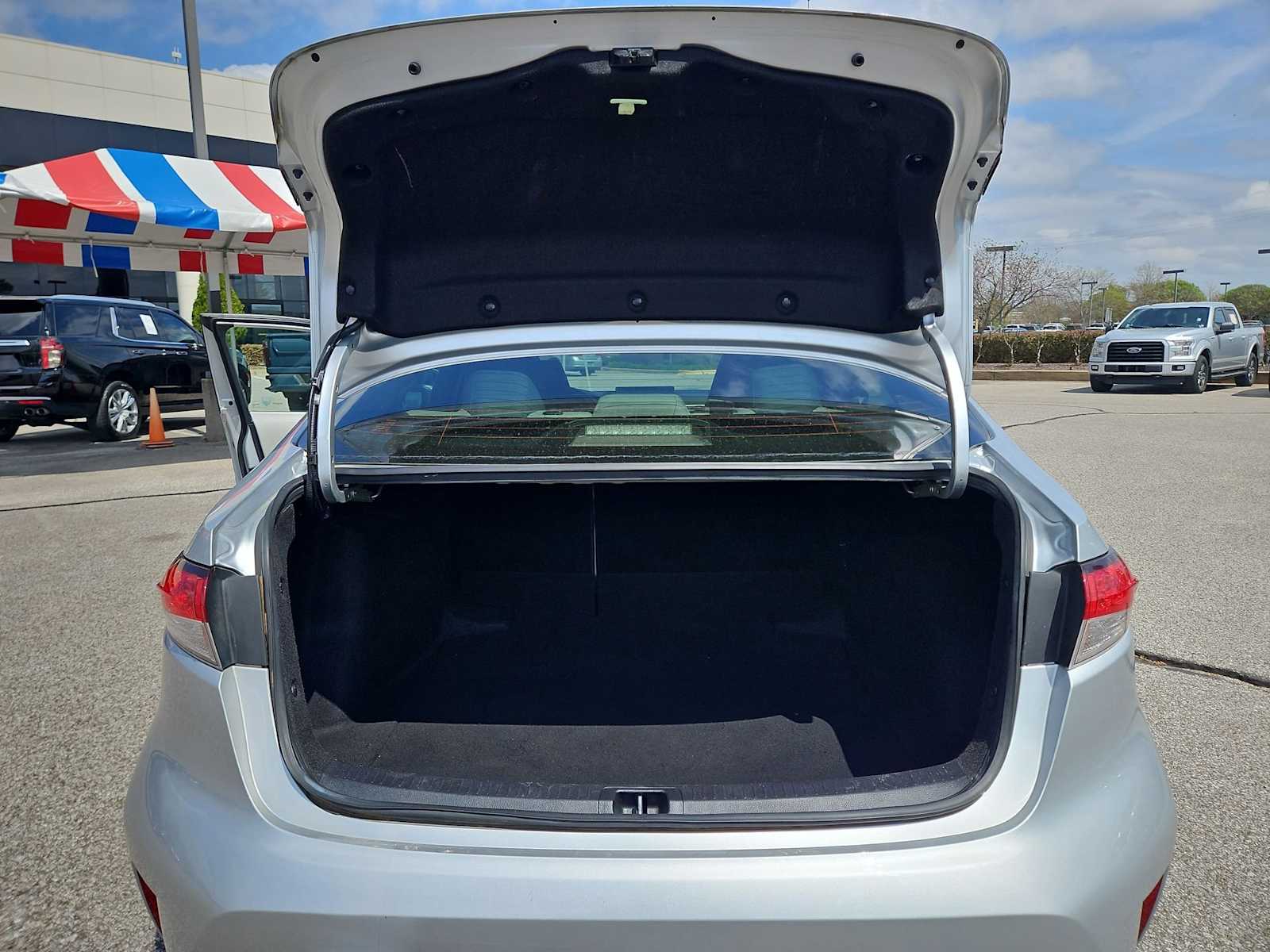 Thumbnail: 2021 Toyota Corolla - 33