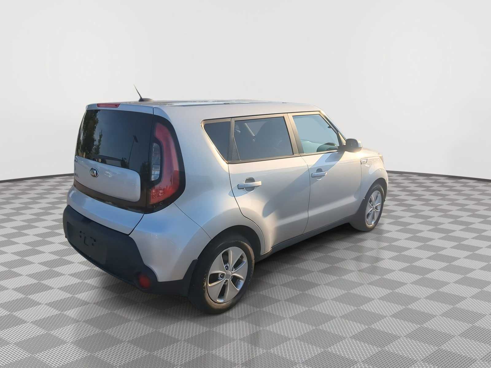 Thumbnail: 2016 Kia Soul - 8