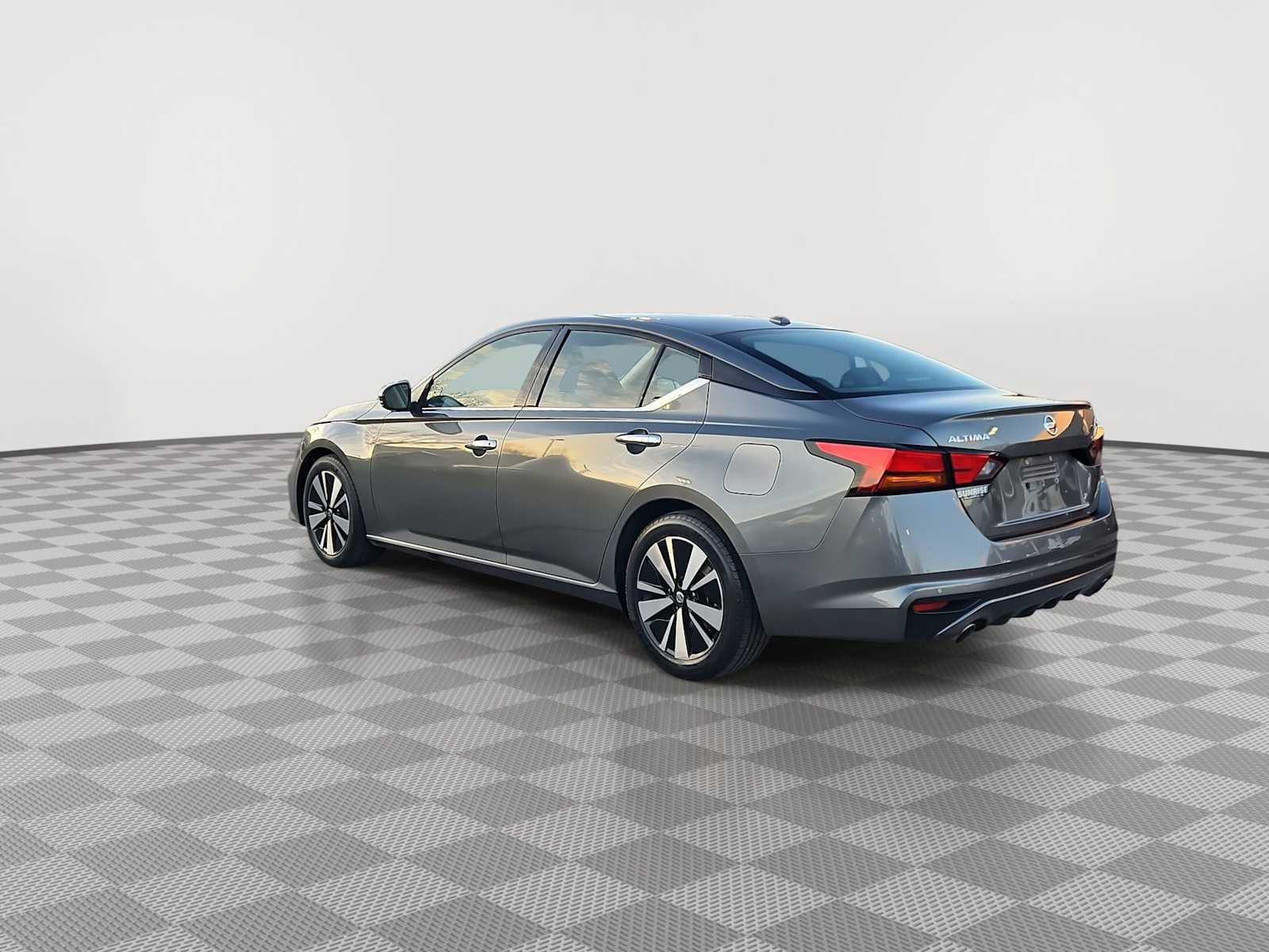 Thumbnail: 2020 Nissan Altima - 6