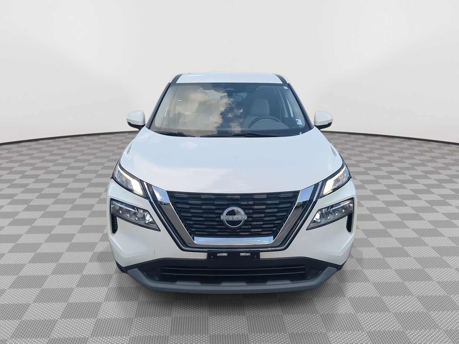 Thumbnail: 2023 Nissan Rogue - 3