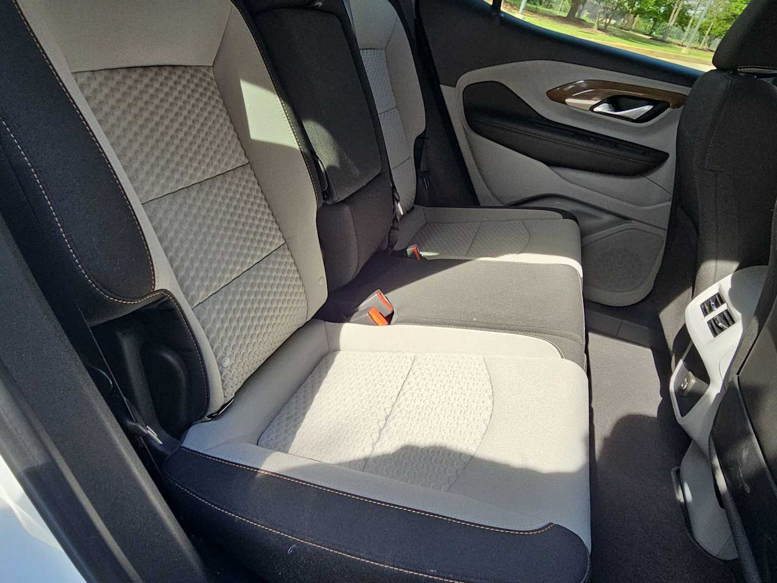 Thumbnail: 2020 GMC Terrain - 21