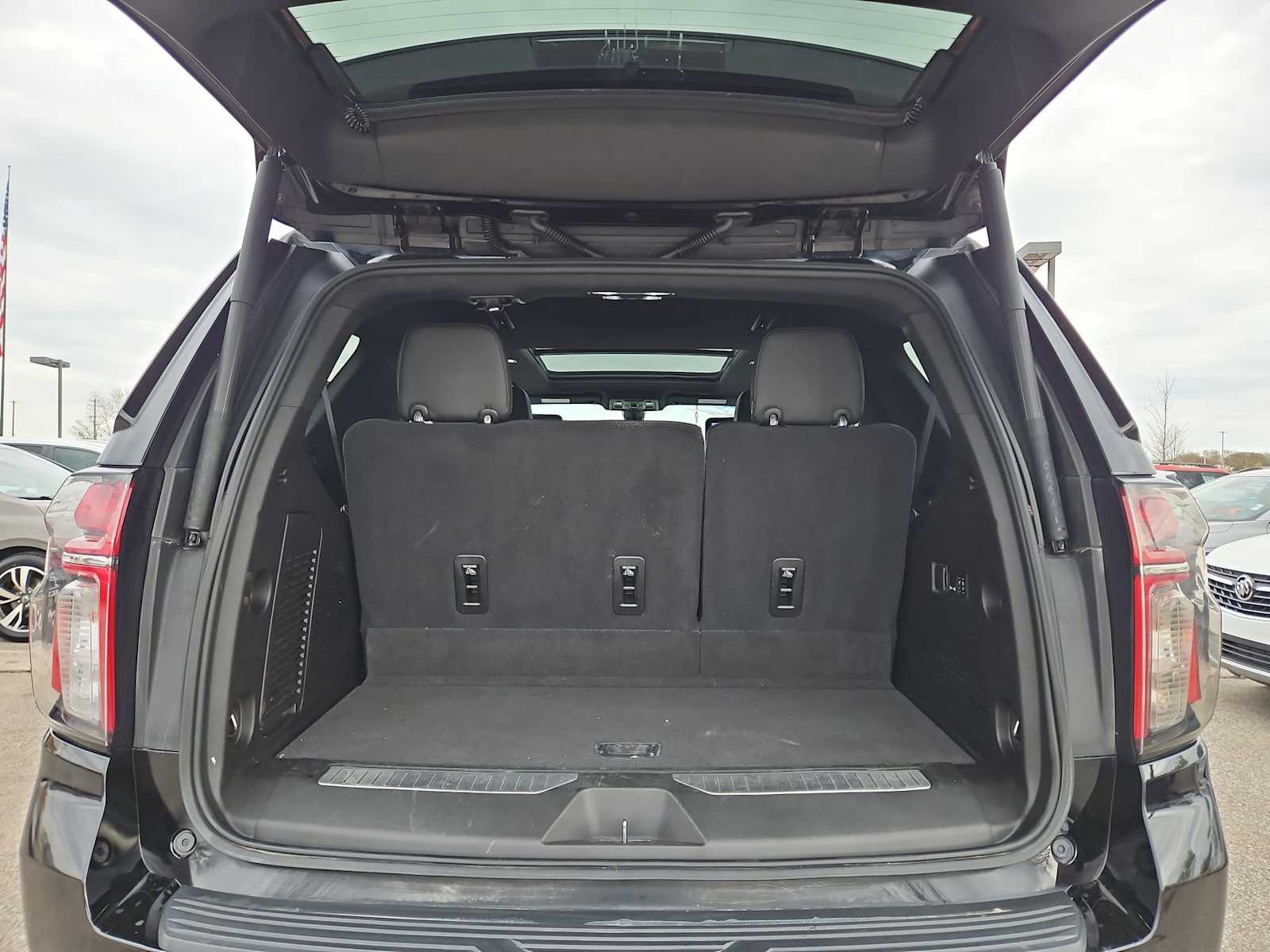 Thumbnail: 2021 Chevrolet Tahoe - 36