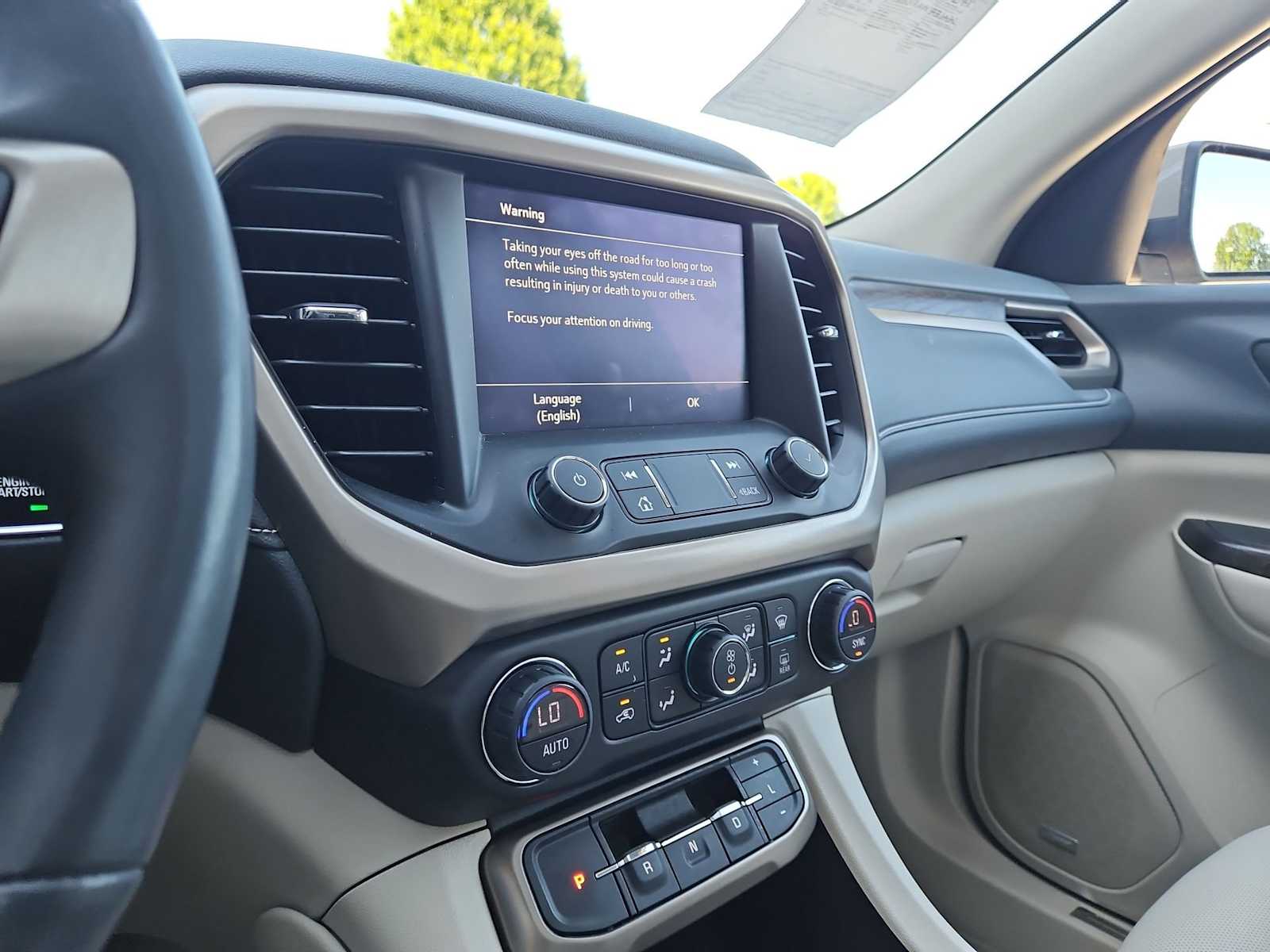 Thumbnail: 2022 GMC Acadia - 29
