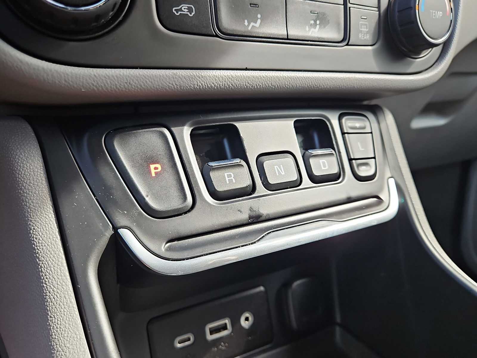 Thumbnail: 2020 GMC Terrain - 32