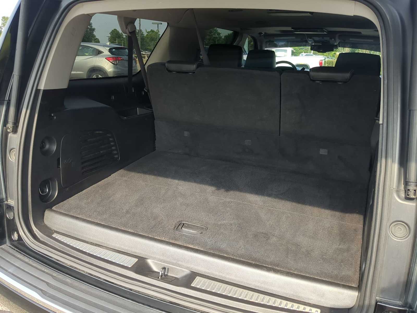 2017 GMC Yukon XL Denali 34