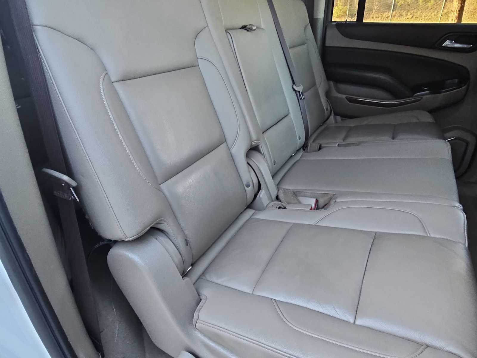 Thumbnail: 2020 Chevrolet Suburban - 20