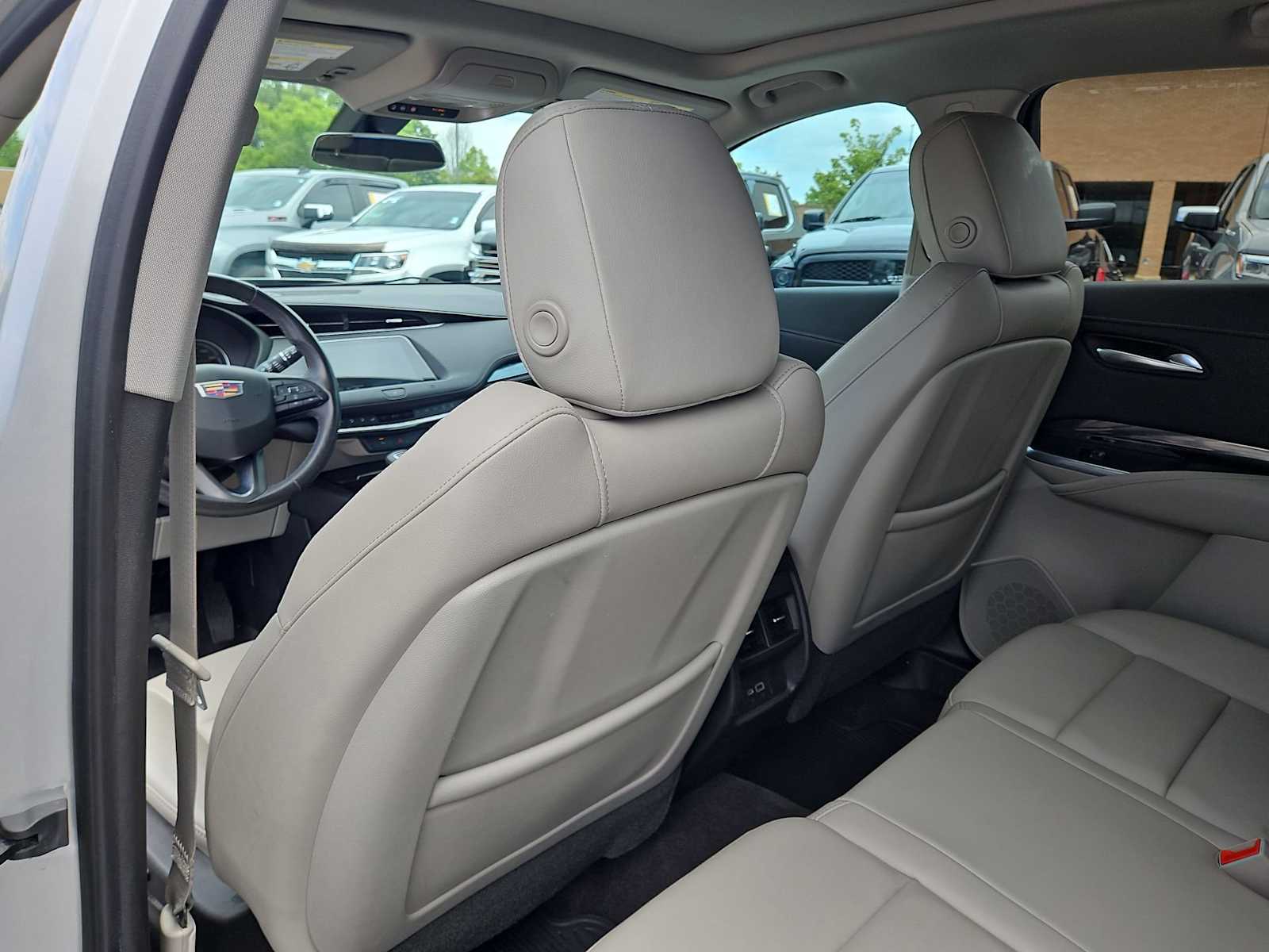 Thumbnail: 2019 Cadillac XT4 - 19