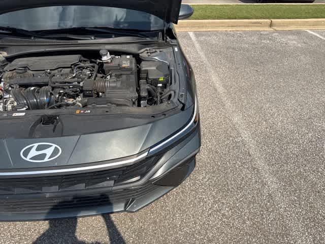 Thumbnail: 2024 Hyundai Elantra - 8