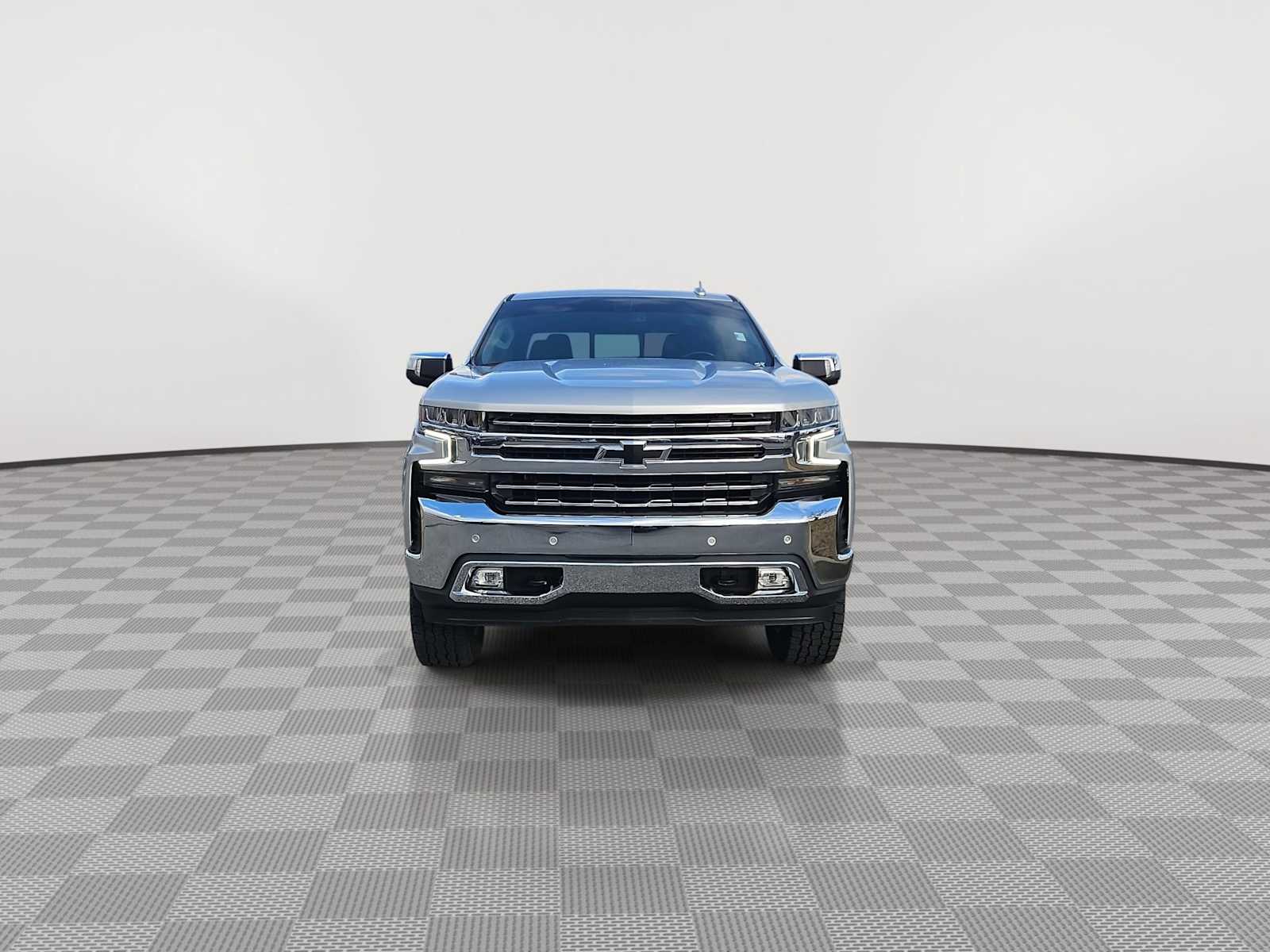 Thumbnail: 2021 Chevrolet Silverado 1500 - 3