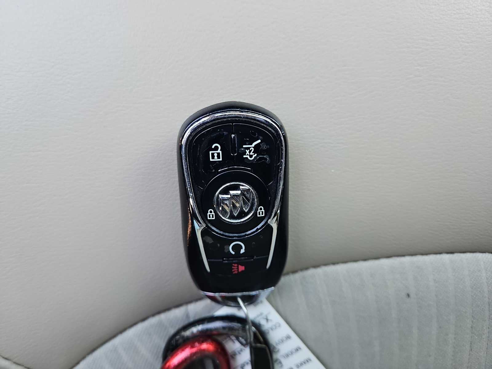 Thumbnail: 2017 Buick Envision - 35