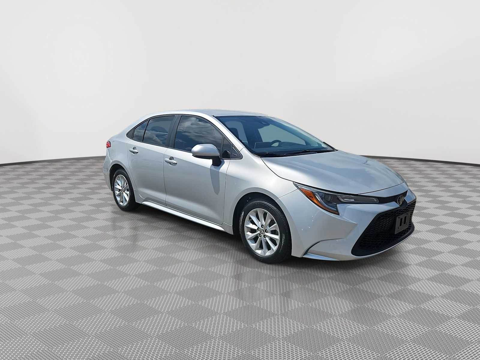 Thumbnail: 2021 Toyota Corolla - 2