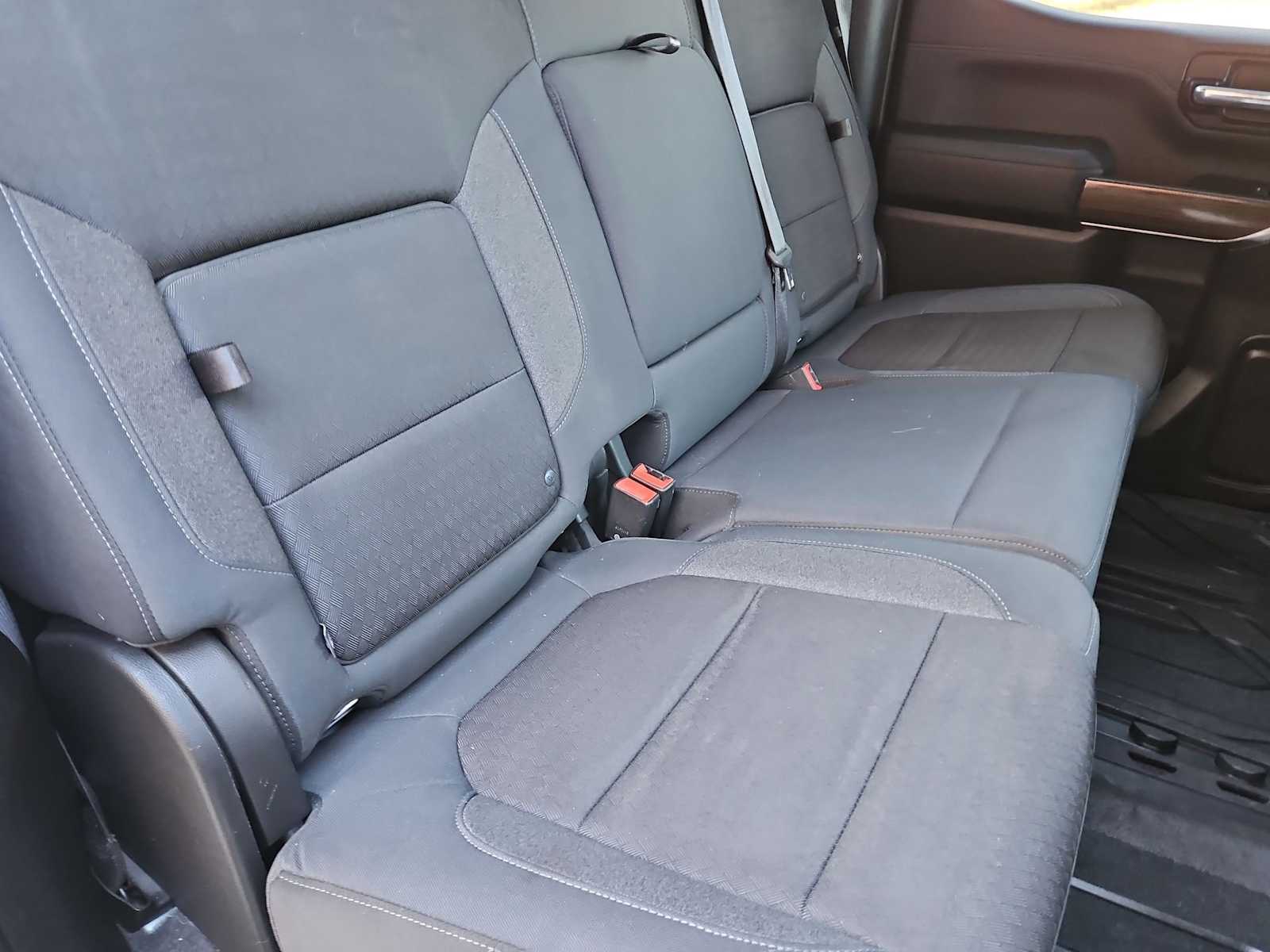 Thumbnail: 2019 Chevrolet Silverado 1500 - 21