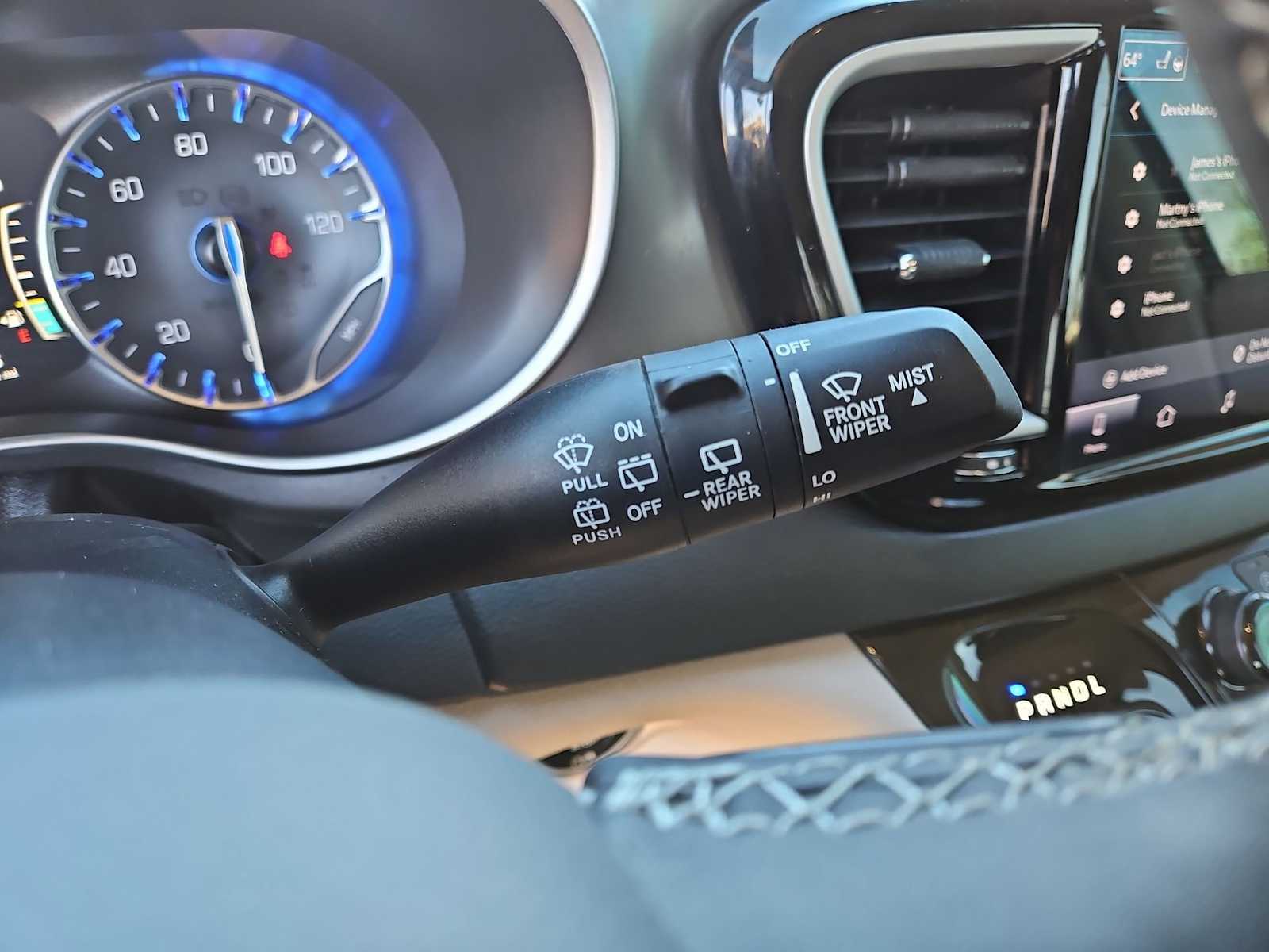 Thumbnail: 2022 Chrysler Pacifica - 25