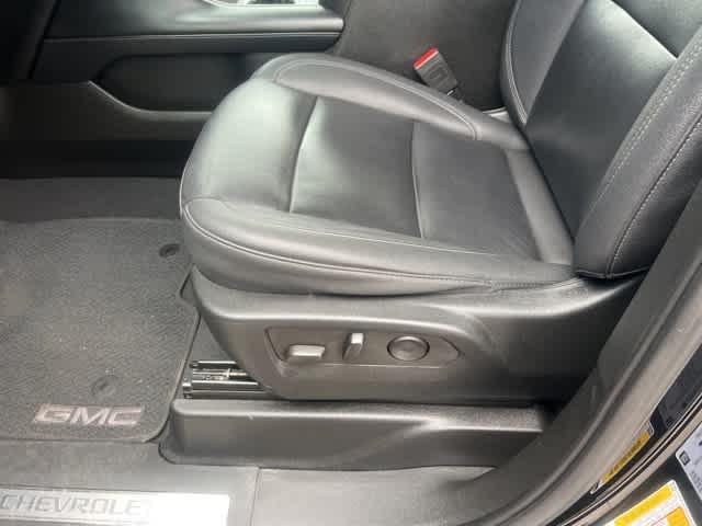 Thumbnail: 2023 Chevrolet Tahoe - 7