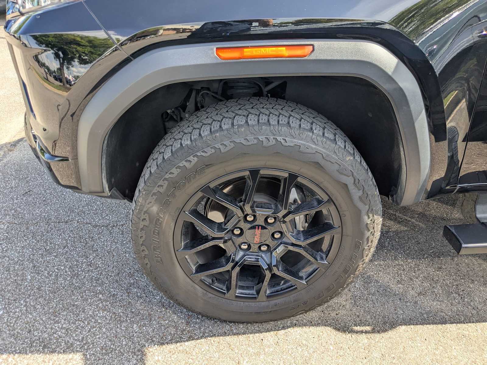Thumbnail: 2023 GMC Canyon - 10