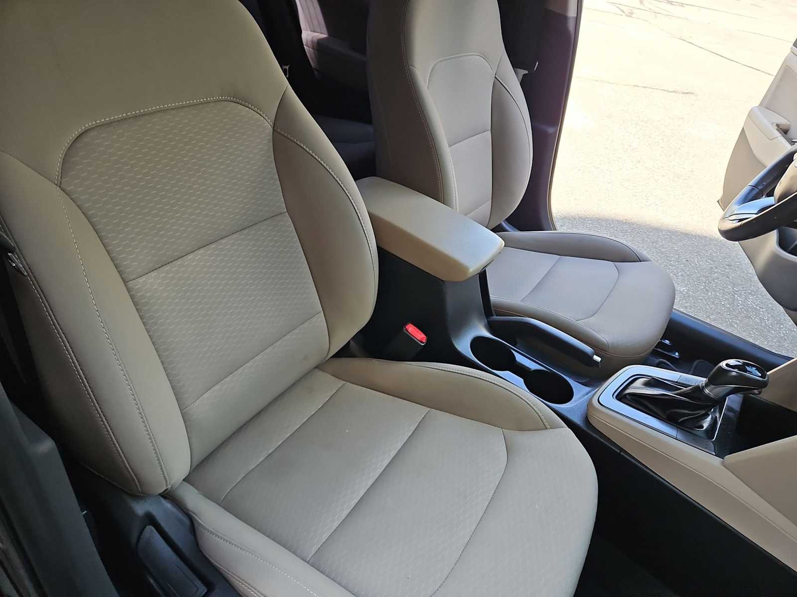 Thumbnail: 2019 Hyundai Elantra - 22