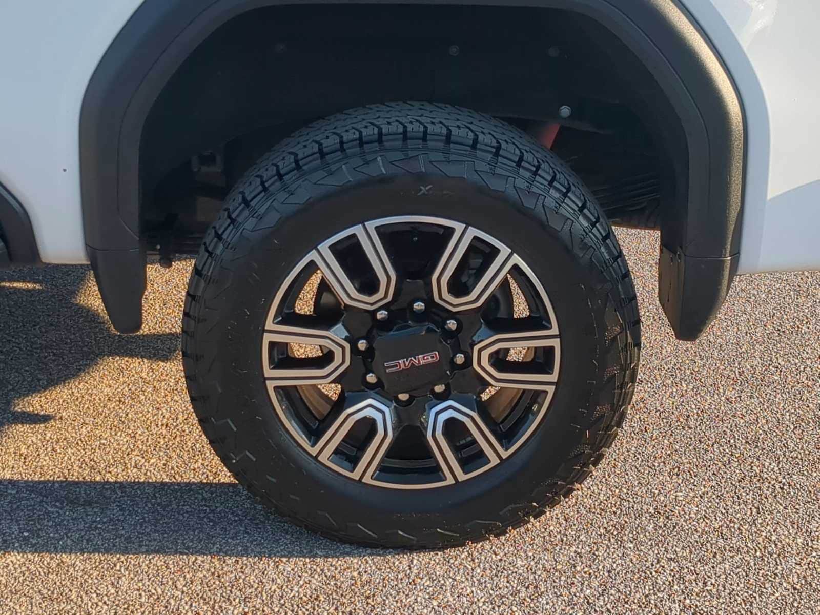 Thumbnail: 2022 GMC Sierra 3500 - 14