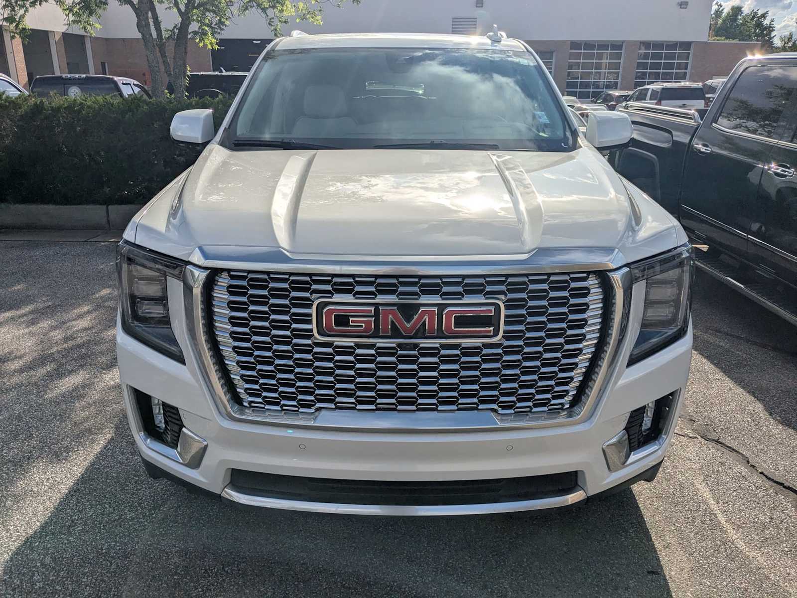 2021 GMC Yukon Denali 2