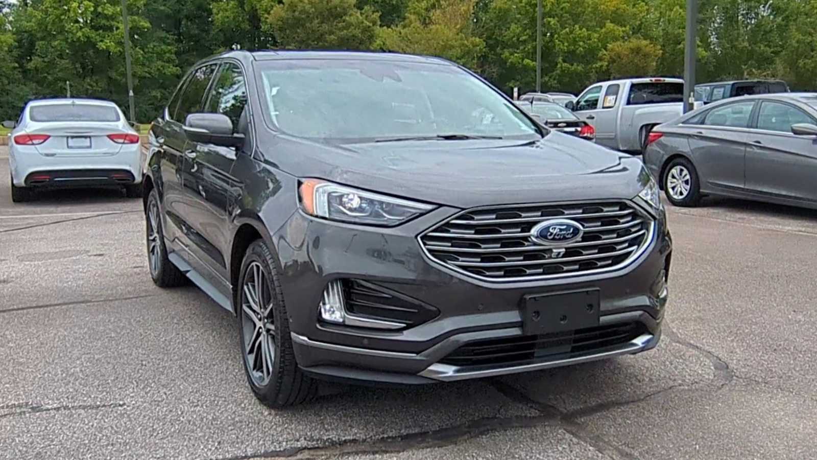 Thumbnail: 2019 Ford Edge - 3