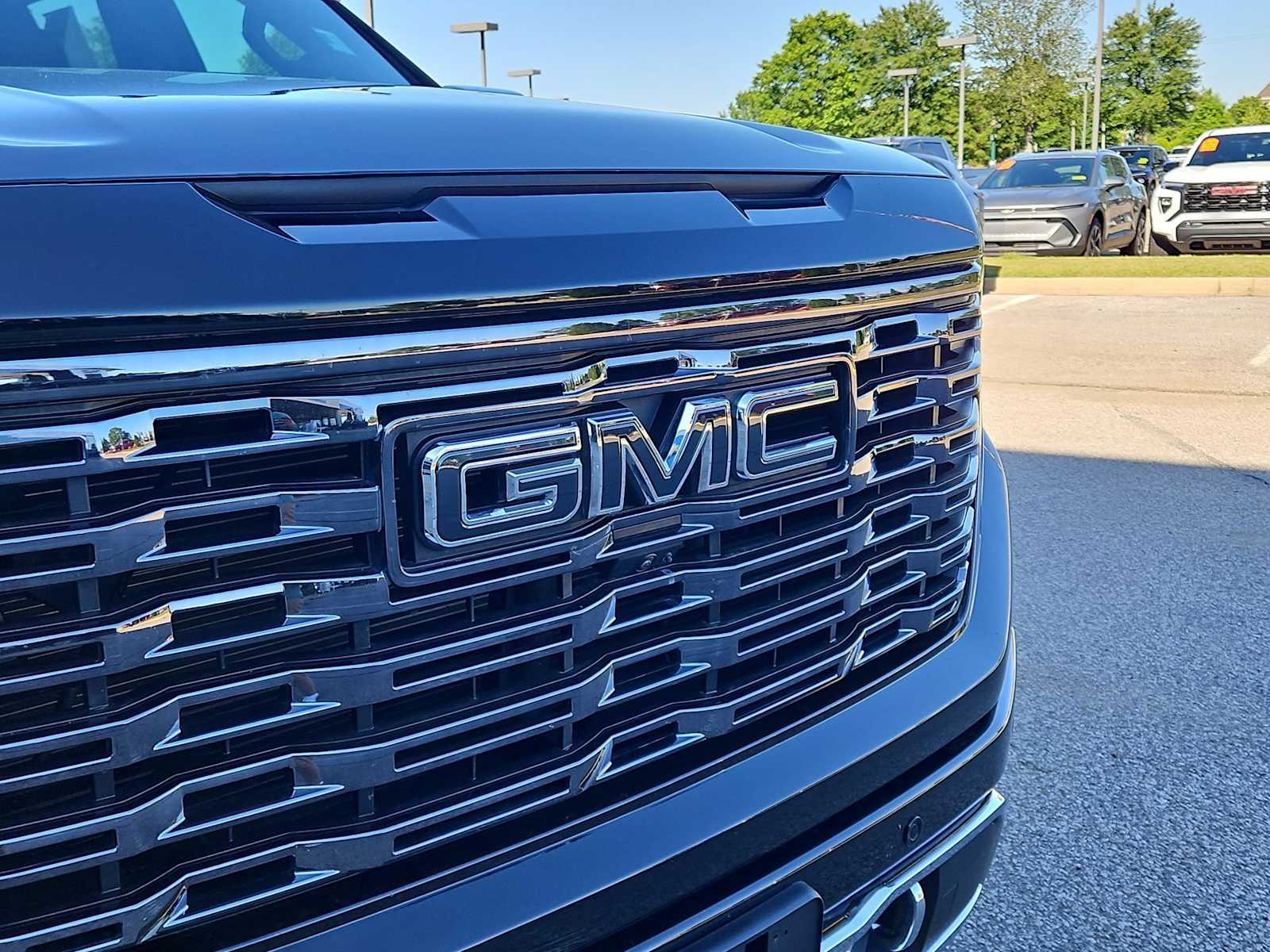 Thumbnail: 2025 GMC Sierra 1500 - 12