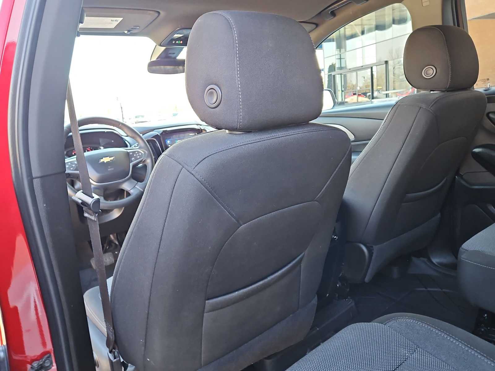 Thumbnail: 2023 Chevrolet Traverse - 19