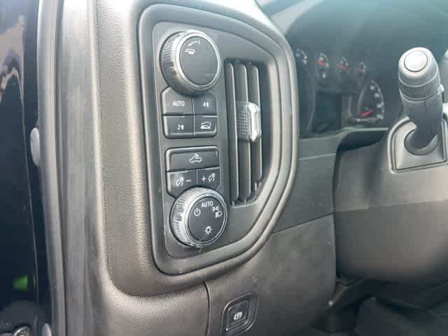 Thumbnail: 2024 Chevrolet Silverado 1500 - 5